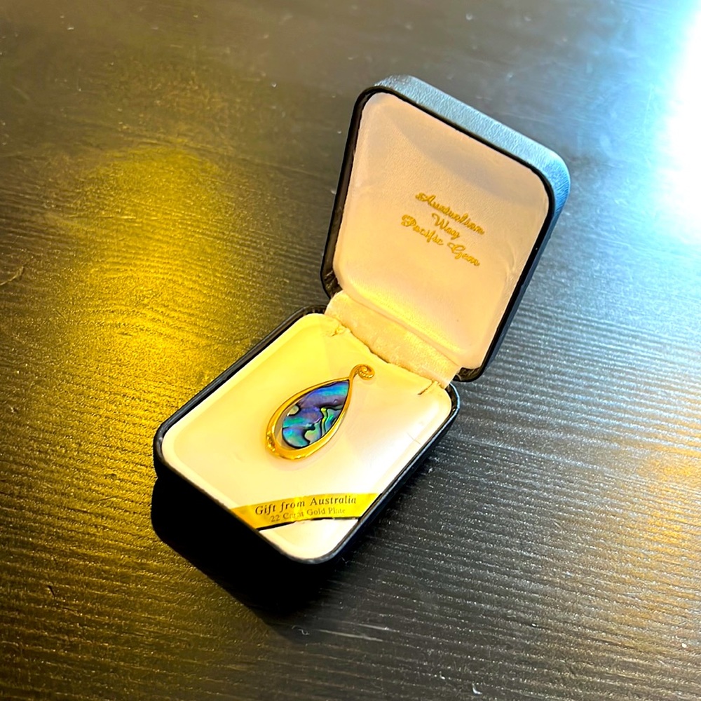 Authentic Australian abalone shell gold pendant